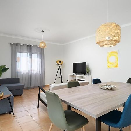 Tranquil View Apartment By Lovelystay Quarteira Exterior photo