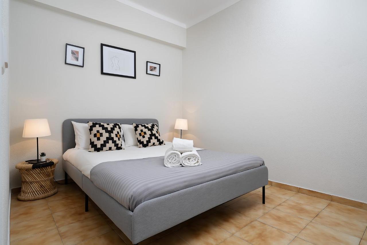 Tranquil View Apartment By Lovelystay Quarteira Exterior photo