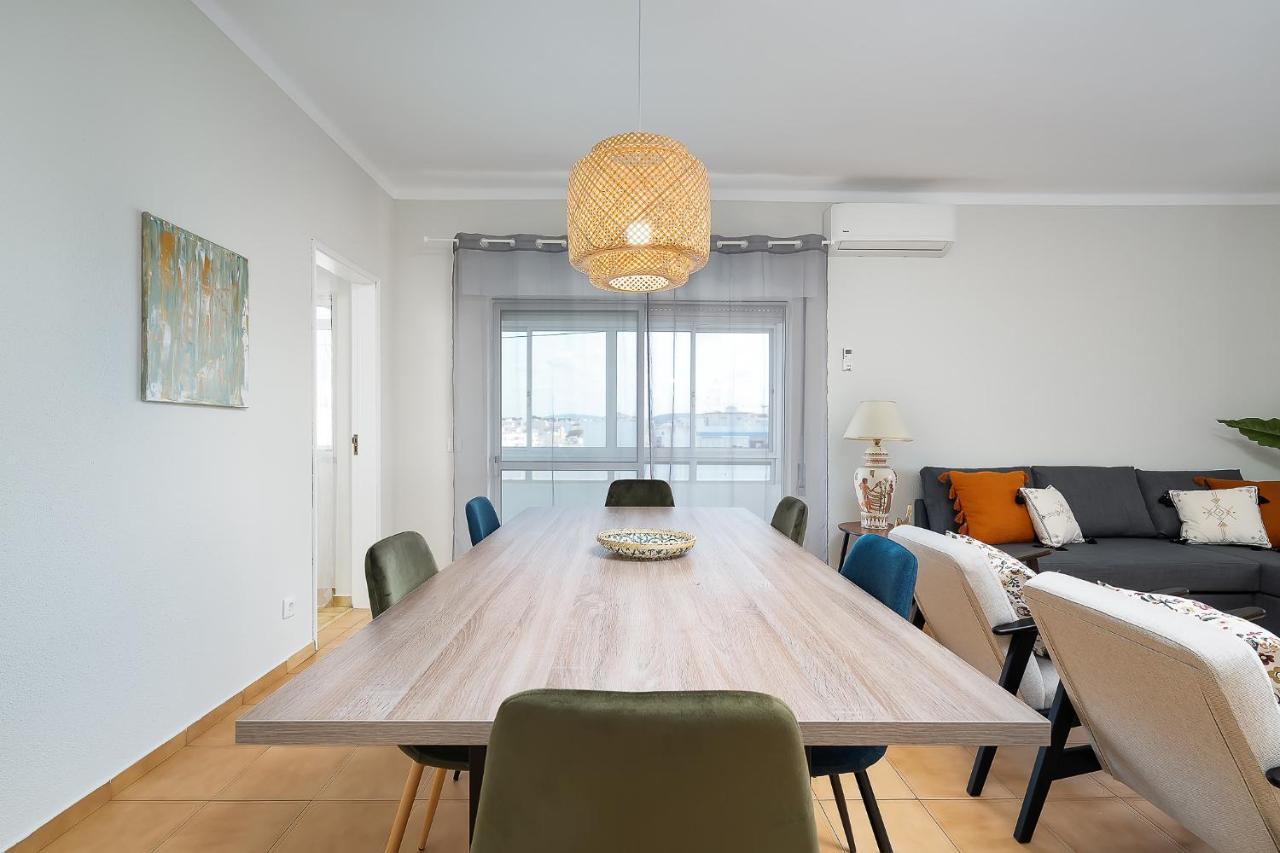 Tranquil View Apartment By Lovelystay Quarteira Exterior photo
