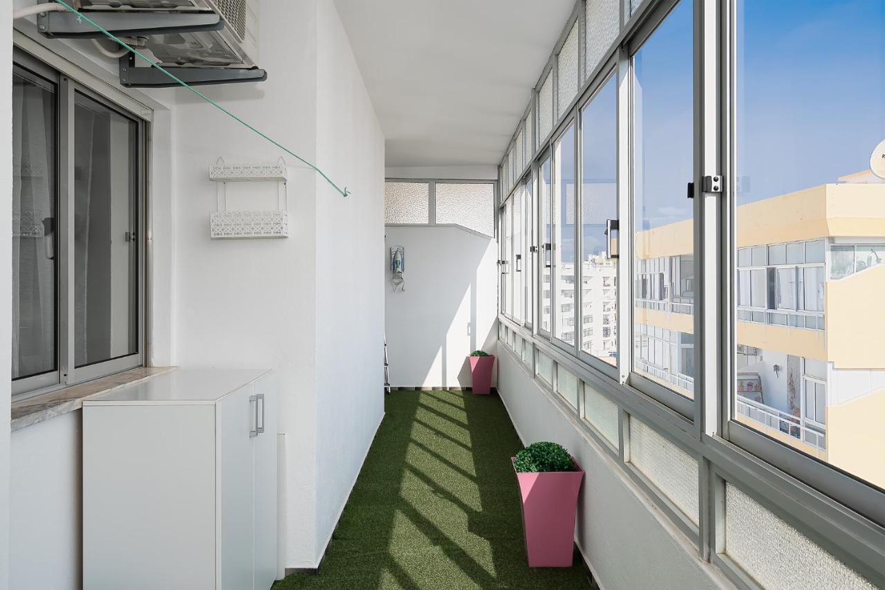 Tranquil View Apartment By Lovelystay Quarteira Exterior photo